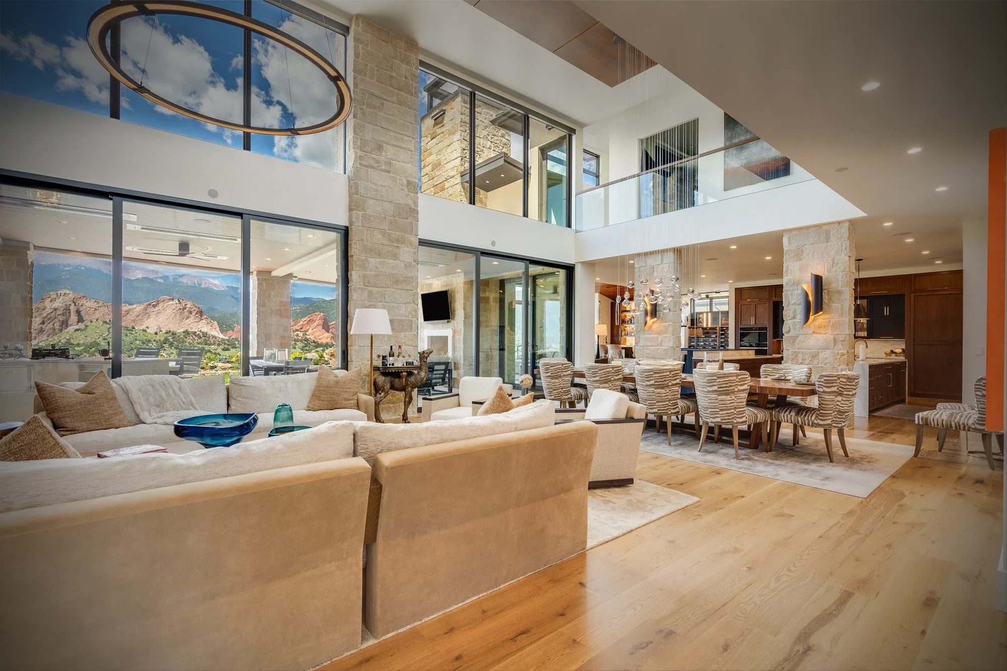 Custom Home Builder, Designer Colorado Springs, Luxe Living, Luxury Homes