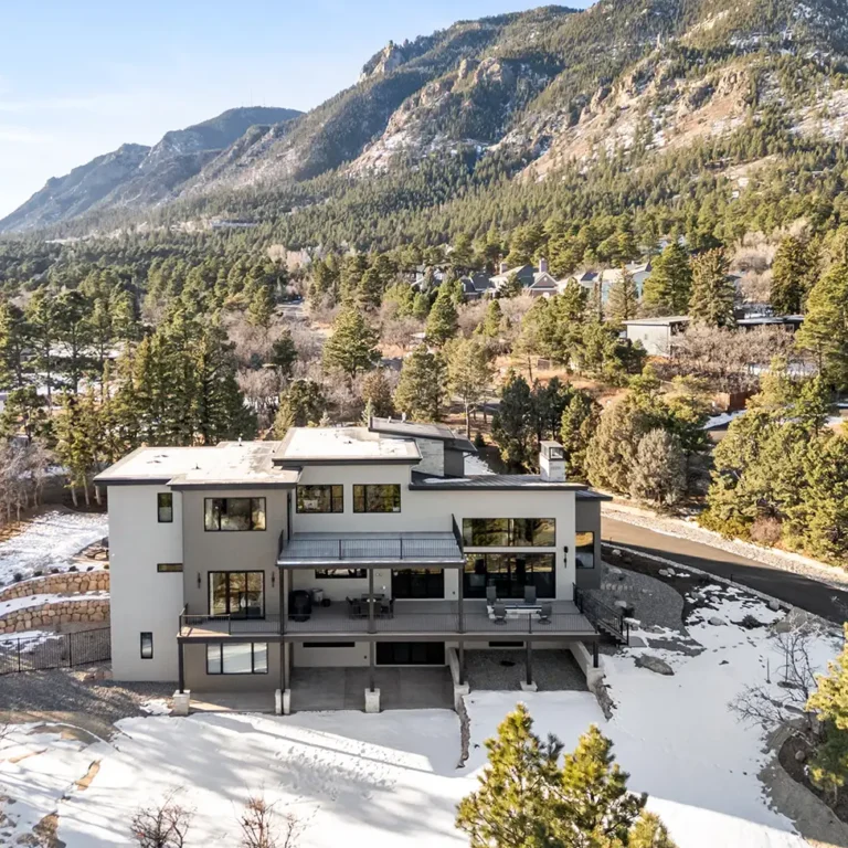 Custom Homes Colorado Springs area, Comito Design Build, Portfolio: Ponderosa Perch